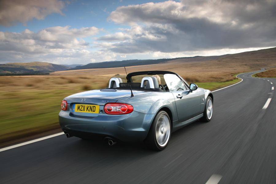  Mazda MX-5 Kendo Special Edition 2011 года  (фото 5 из 6)